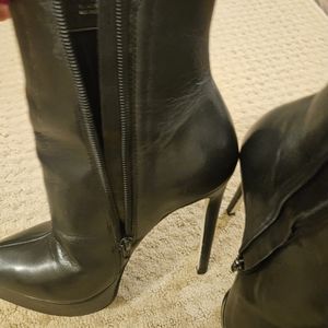 Steve Madden Booties Size 6